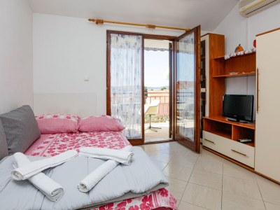 Apartment Studio flat with terrace and sea view Biograd na Moru, Biograd AS-21048-a - Outdoor photo 16