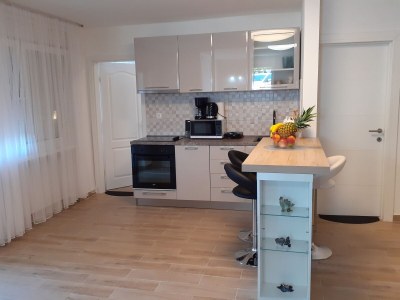 Apartment Three bedroom apartment with terrace Malinska, Krk A-19304-a - Outdoor photo 10