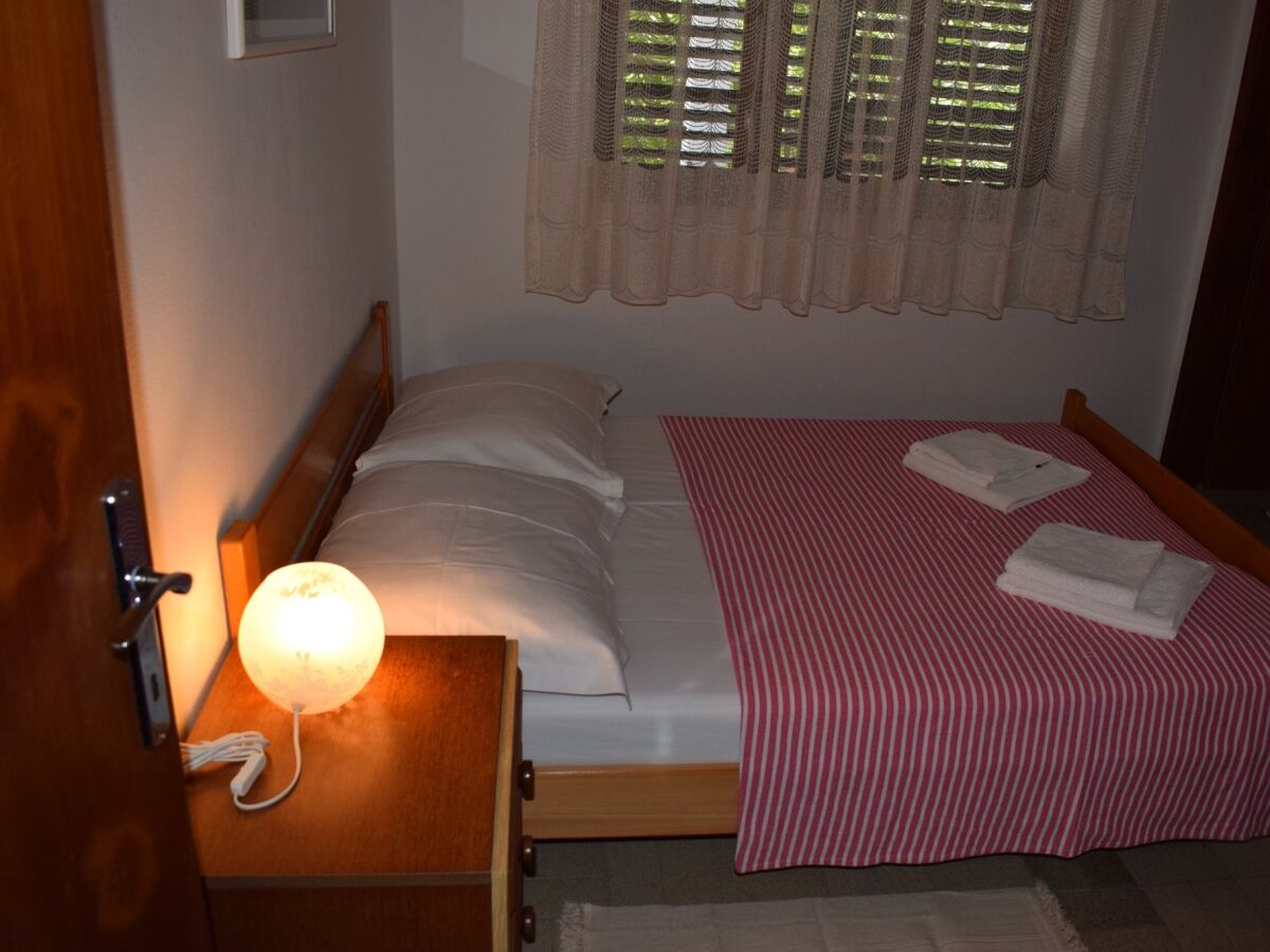 Apartment Two bedroom apartment near beach Lovište, Pelješac A-262-a