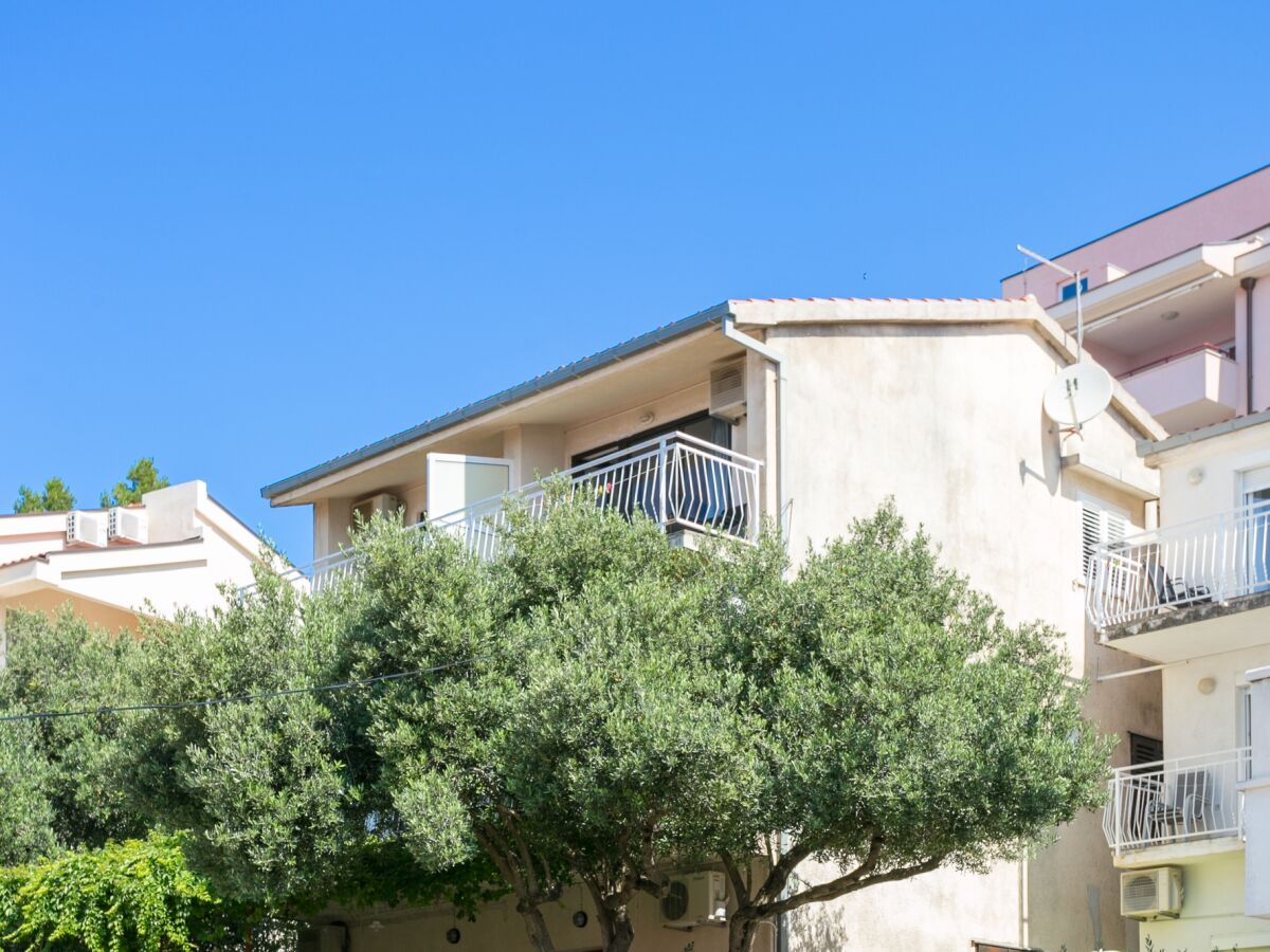 Apartment Apartments by the sea Baška Voda, Makarska - 300 - Apartments by the sea Baška Voda, Makarska - 300 - Outdoor photo 5