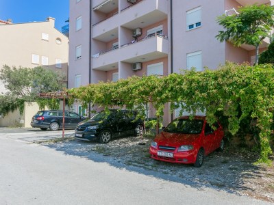 Apartment Apartments by the sea Baška Voda, Makarska - 300 - Apartments by the sea Baška Voda, Makarska - 300 - Outdoor photo 12