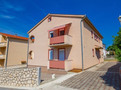 Apartment One bedroom apartment with terrace and sea view Barbat, Rab A-22584-a - Outdoor photo 4