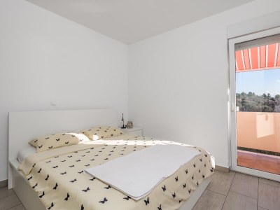 Apartment One bedroom apartment with terrace and sea view Barbat, Rab A-22584-a - Outdoor photo 13