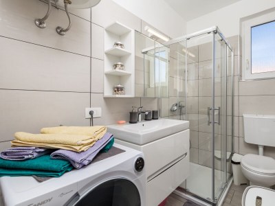 Apartment One bedroom apartment with terrace and sea view Barbat, Rab A-22584-a - Outdoor photo 16