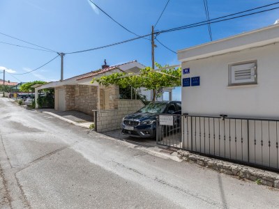 Apartment Two bedroom apartment with terrace and sea view Pisak, Omiš A-652-a - Outdoor photo 8