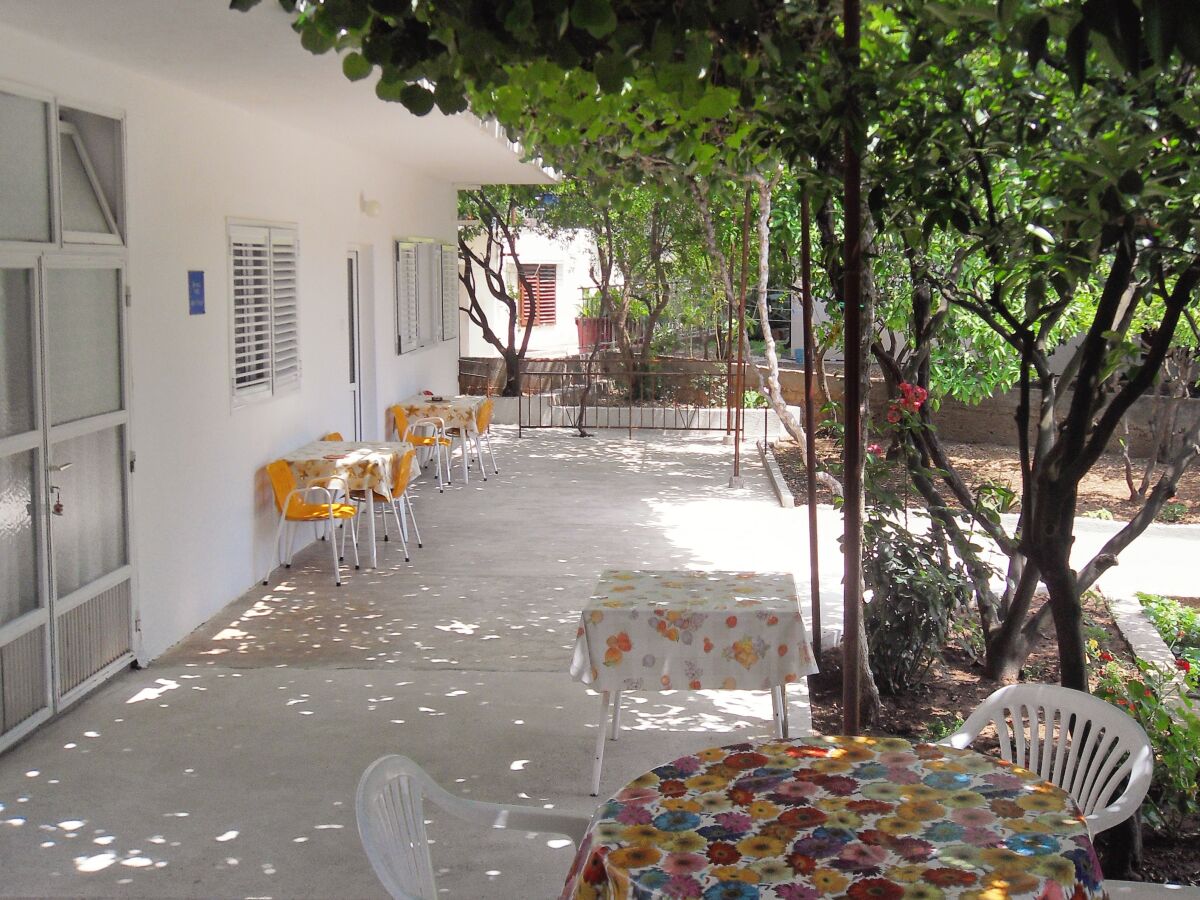 Apartment One bedroom apartment with air-conditioning Zaostrog, Makarska A-2662-a - Outdoor photo 4