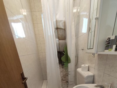 Apartment Two bedroom apartment with terrace and sea view Banjol, Rab A-23095-a - Outdoor photo 8