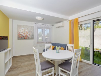 Apartment Two bedroom apartment with terrace Turanj, Biograd A-23164-a - Outdoor photo 8