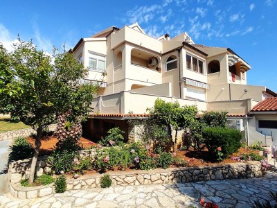 Apartment Apartments by the sea Mandre, Pag - 23187 - Apartments by the sea Mandre, Pag - 23187 - Outdoor photo 2