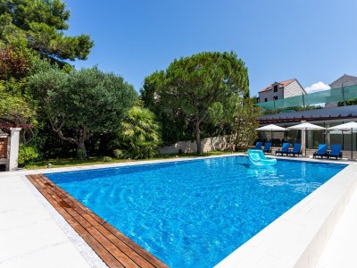 Apartment Two bedroom apartment with terrace and sea view Splitska, Brač A-23224-a - Outdoor photo 7