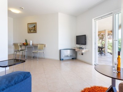 Apartment Two bedroom apartment with terrace and sea view Splitska, Brač A-23224-a - Outdoor photo 32