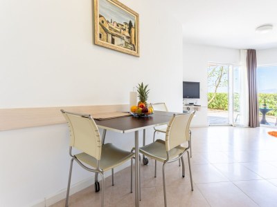 Apartment Two bedroom apartment with terrace and sea view Splitska, Brač A-23224-a - Outdoor photo 33