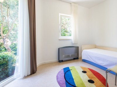 Apartment Two bedroom apartment with terrace and sea view Splitska, Brač A-23224-a - Outdoor photo 43