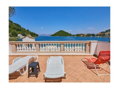 Apartment Three bedroom apartment near beach Prožurska Luka, Mljet A-22338-a - Outdoor photo 19