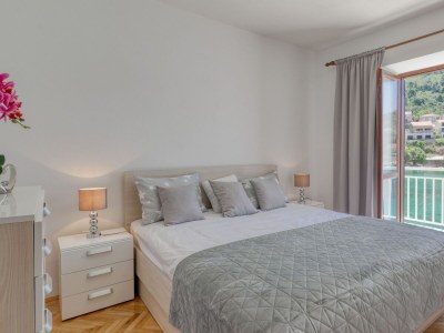 Apartment Two bedroom apartment with balcony and sea view Brna, Korčula A-561-a - Outdoor photo 12