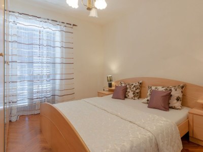 Apartment Two bedroom apartment with balcony and sea view Brna, Korčula A-561-a - Outdoor photo 15