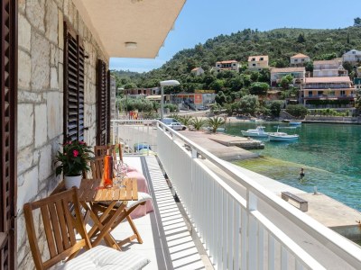 Apartment Two bedroom apartment with balcony and sea view Brna, Korčula A-561-a - Outdoor photo 21