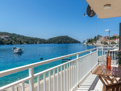 Apartment Two bedroom apartment with balcony and sea view Brna, Korčula A-561-a - Outdoor photo 22