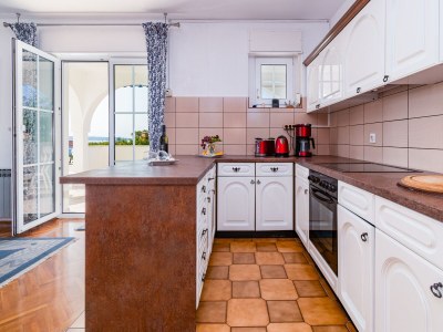 Apartment Two bedroom apartment with terrace and sea view Banjol, Rab A-5022-a - Outdoor photo 23