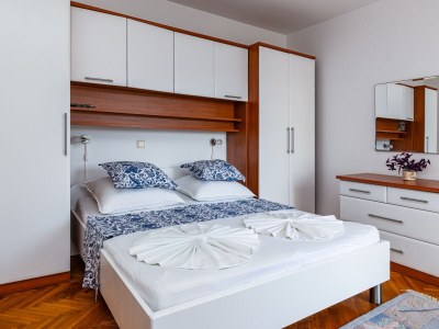 Apartment One bedroom apartment with terrace and sea view Banjol, Rab A-5022-b - Outdoor photo 22