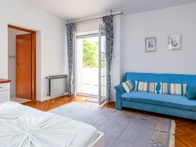 Apartment One bedroom apartment with terrace and sea view Banjol, Rab A-5022-b - Outdoor photo 23