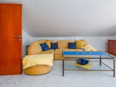 Apartment Two bedroom apartment with terrace and sea view Banjol, Rab A-5022-d - Outdoor photo 45