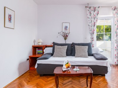 Apartment One bedroom apartment with terrace and sea view Banjol, Rab A-5022-e - Outdoor photo 14