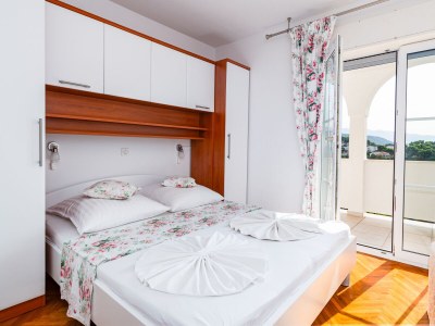 Apartment One bedroom apartment with terrace and sea view Banjol, Rab A-5022-e - Outdoor photo 21