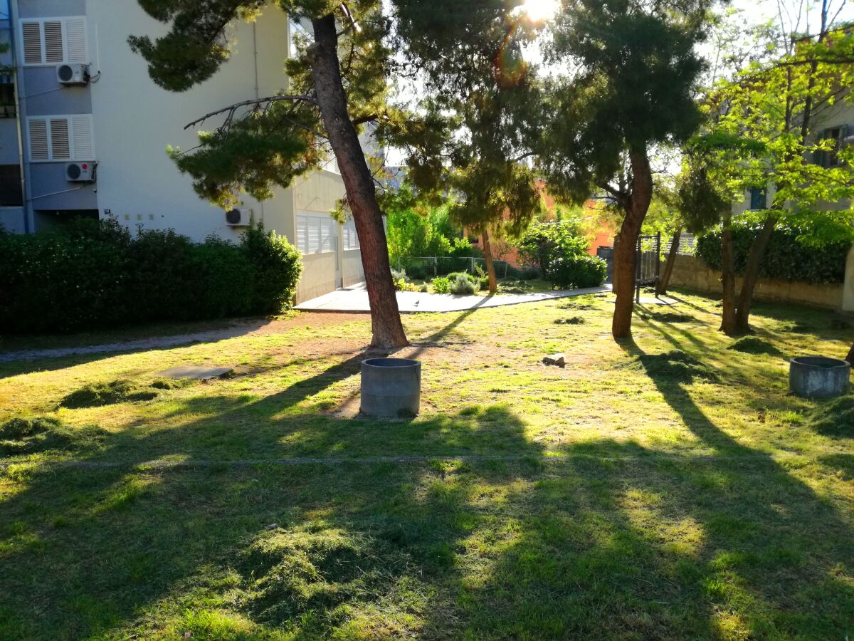 Apartment Two bedroom apartment with air-conditioning Split A-2196-a - Outdoor photo 4