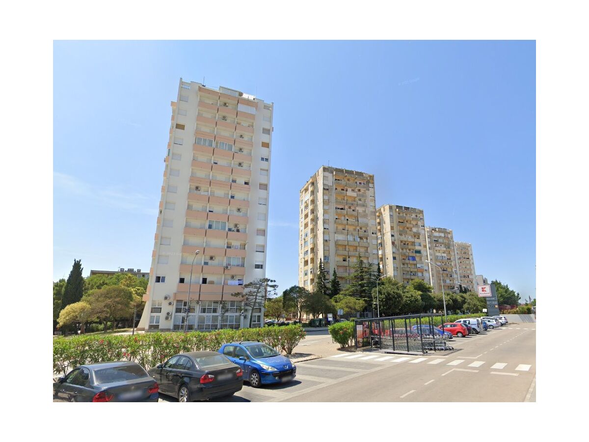 Apartment Two bedroom apartment with balcony and sea view Zadar A-23874-a