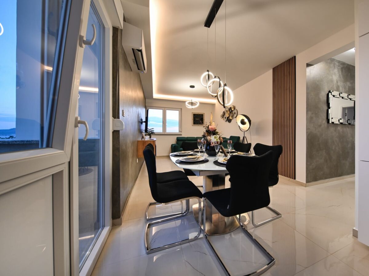 Apartment Two bedroom apartment with balcony and sea view Zadar A-23874-a - Outdoor photo 5