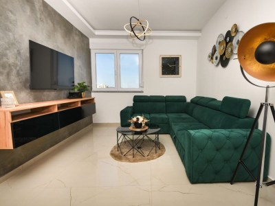 Apartment Two bedroom apartment with balcony and sea view Zadar A-23874-a - Outdoor photo 2