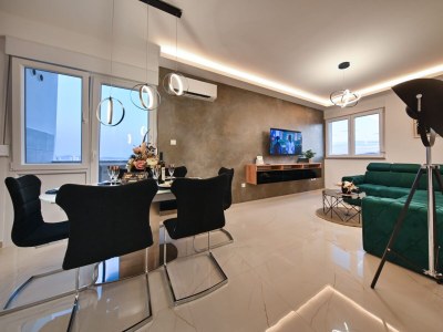 Apartment Two bedroom apartment with balcony and sea view Zadar A-23874-a - Outdoor photo 4