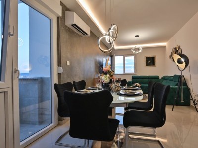 Apartment Two bedroom apartment with balcony and sea view Zadar A-23874-a - Outdoor photo 7