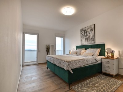 Apartment Two bedroom apartment with balcony and sea view Zadar A-23874-a - Outdoor photo 12