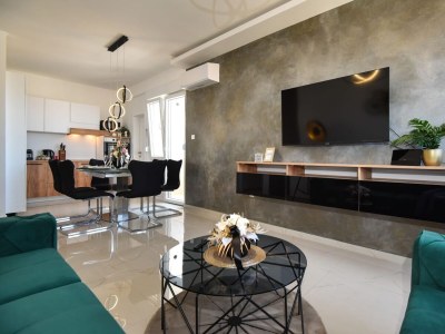 Apartment Two bedroom apartment with balcony and sea view Zadar A-23874-a - Outdoor photo 29