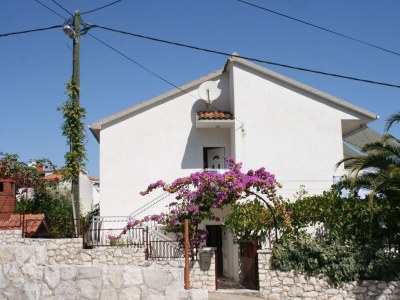 Apartment Two bedroom apartment near beach Slatine, Čiovo A-9709-a - Outdoor photo 5