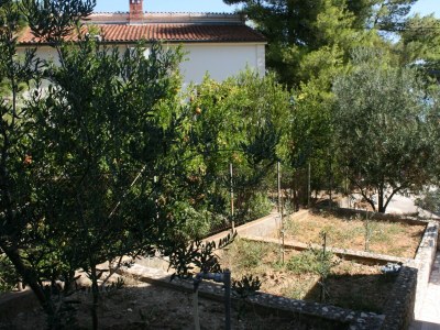 Apartment Two bedroom apartment near beach Slatine, Čiovo A-9709-a - Outdoor photo 9