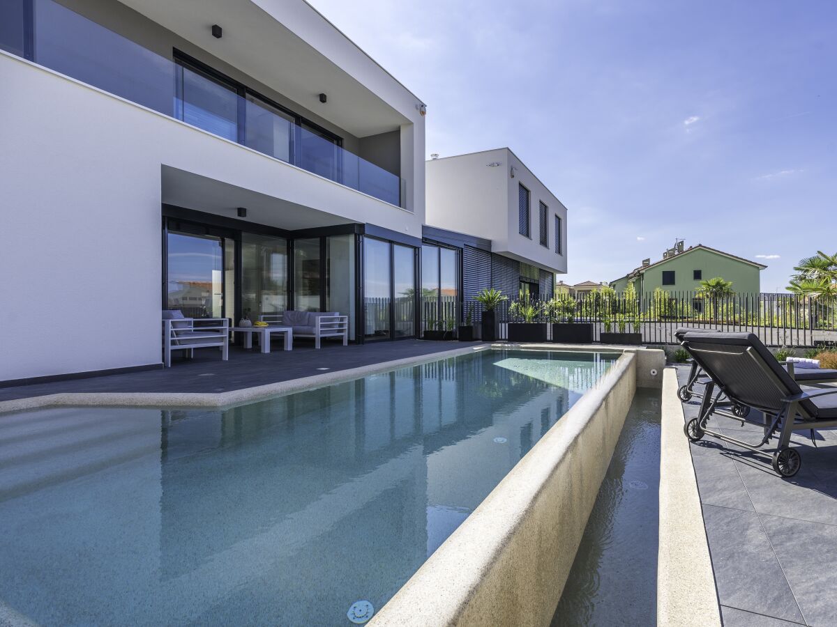 Holiday house Four-bedroom house with terrace and sea view Vantačići, Krk K-19263 - Outdoor photo 3