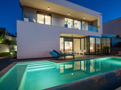 Holiday house Four-bedroom house with terrace and sea view Vantačići, Krk K-19263 - Outdoor photo 49