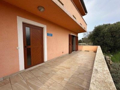 Apartment Two bedroom apartment with terrace and sea view Božava, Dugi otok A-23903-a - Outdoor photo 31