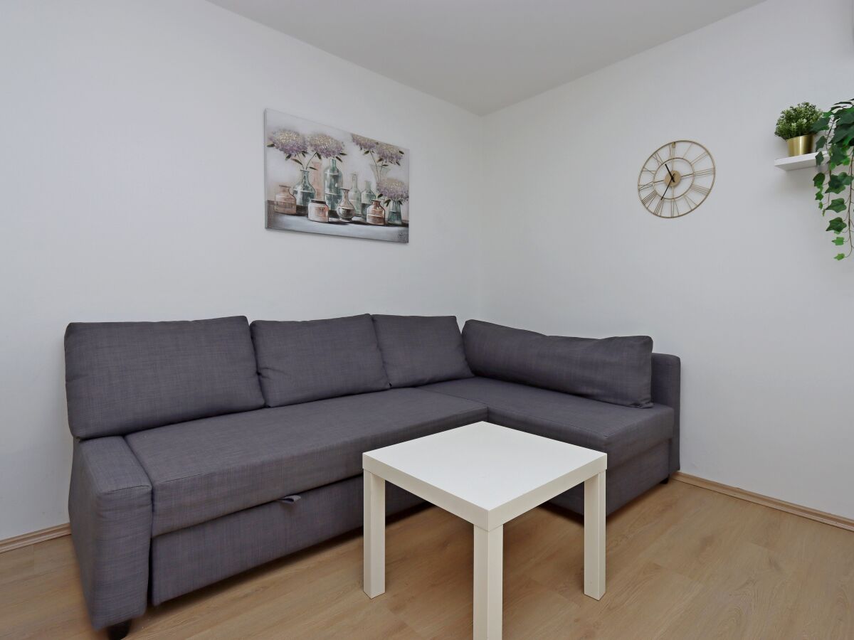 Apartment One bedroom apartment with balcony and sea view Selce, Crikvenica A-23909-a - Outdoor photo 5