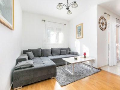 Apartment Two bedroom apartment with terrace and sea view Trogir A-23910-a - Outdoor photo 5