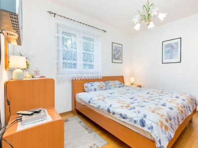 Apartment Two bedroom apartment with terrace and sea view Trogir A-23910-a - Outdoor photo 14