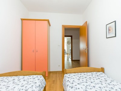 Apartment Two bedroom apartment with terrace and sea view Trogir A-23910-a - Outdoor photo 18