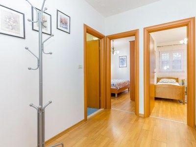 Apartment Two bedroom apartment with terrace and sea view Trogir A-23910-a - Outdoor photo 20