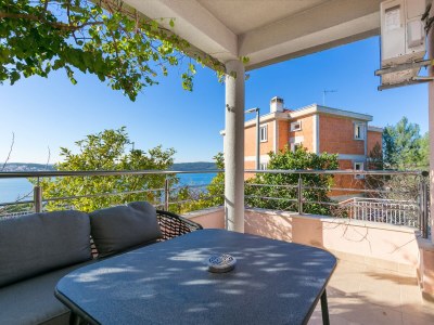 Apartment Two bedroom apartment with terrace and sea view Trogir A-23910-a - Outdoor photo 23