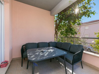 Apartment Two bedroom apartment with terrace and sea view Trogir A-23910-a - Outdoor photo 24