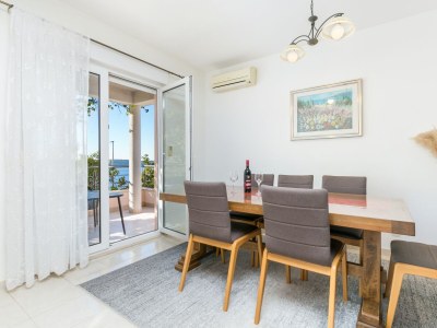Apartment Two bedroom apartment with terrace and sea view Trogir A-23910-a - Outdoor photo 27