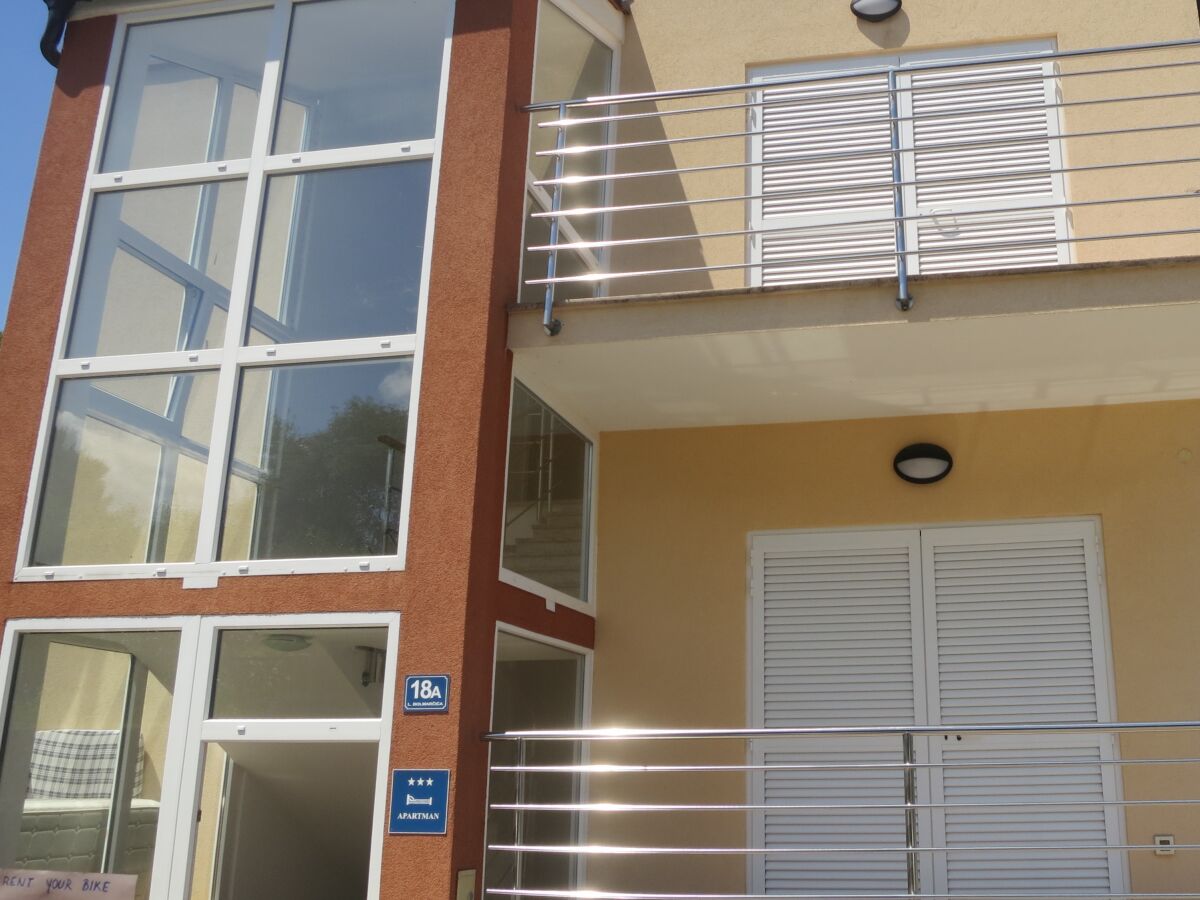 Apartment Two bedroom apartment with balcony Malinska, Krk A-19965-a - Outdoor photo 2